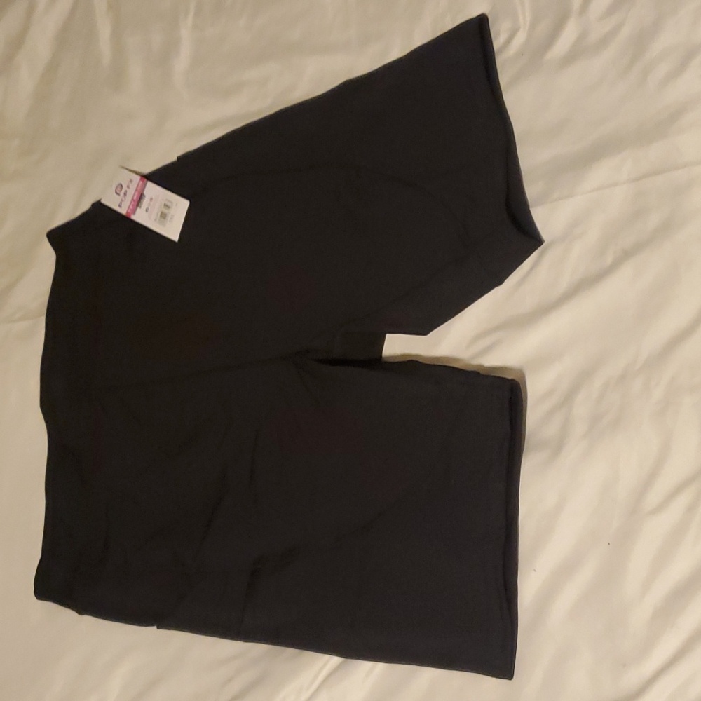 POP Fit Women's Athletic Biker Shorts in Black Size 3XL NWT